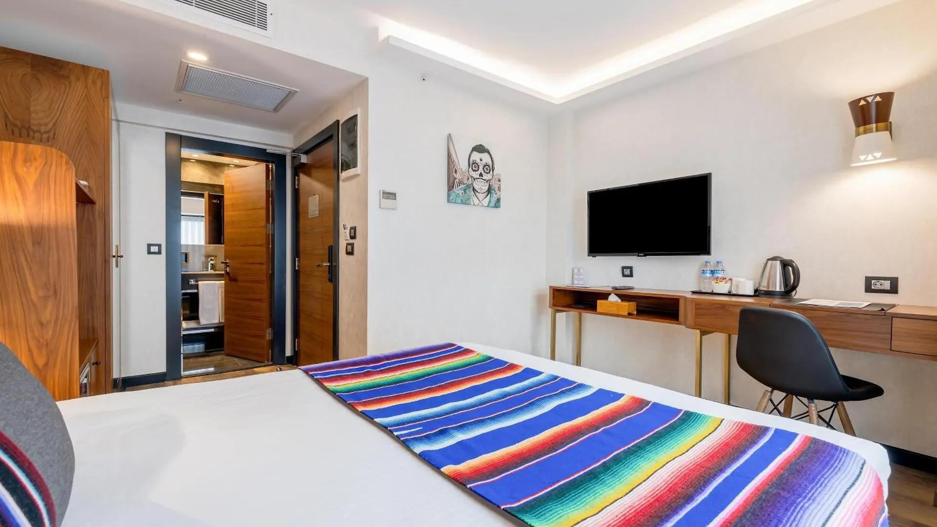 Hay Hotel Alsancak Izmir 3*,